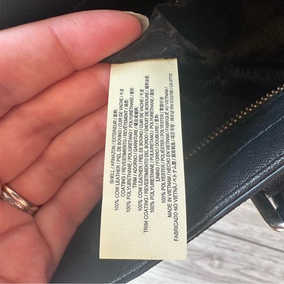 Kate Spade Classic Black small Dally Laurel tote shoulder bag EUC zip top - Picture 5 of 5